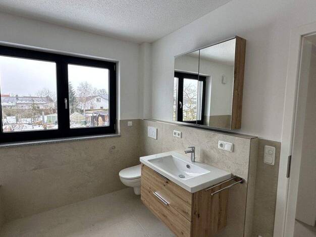 Reihenendhaus zur Miete - Erstbezug 1.600 € 5 Zimmer 101 m² 131 m² Grundstück frei ab 01.02.2026 Töging Töging am Inn 84513