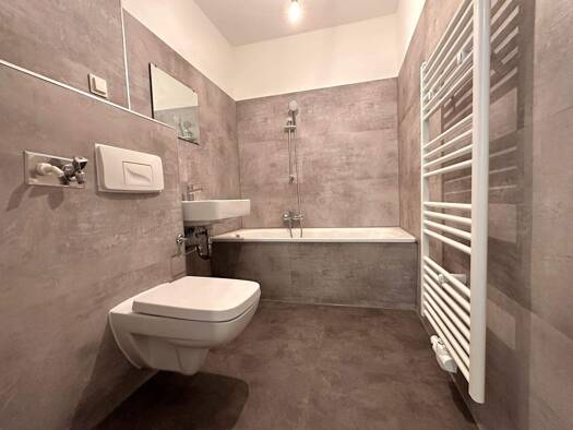 Wohnung zur Miete 399 € 3 Zimmer 63,9 m² EG Max-Saupe-Straße 66 Ebersdorf Chemnitz 09131