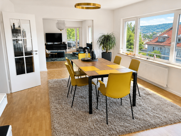 Wohnung zur Miete 3.490 € 6,5 Zimmer 205 m² 1. Geschoss frei ab 01.09.2026 Süd Stuttgart 70199
