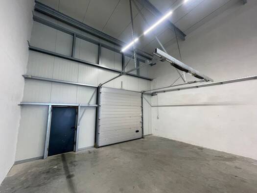 Lagerhalle zur Miete 6 € Schwarzenbek 21493