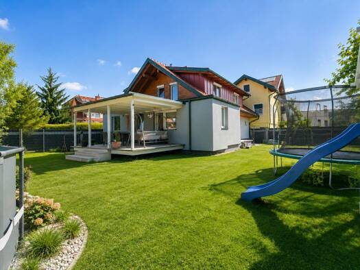 Mehrfamilienhaus zum Kauf 440.000 € 7 Zimmer 178 m² 830 m² Grundstück Wolfsberg 9400