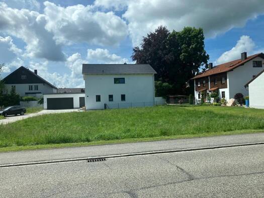 Grundstück zum Kauf provisionsfrei 385.000 € 650 m² Grundstück Mobil-Oil-Straße Ampfing Ampfing 84539