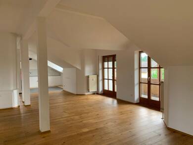 Wohnung zur Miete 1.075 € 4 Zimmer 101,5 m² Geschoss 2/2 frei ab 01.09.2025 Kapellenweg 1 Tüßling Tüßling 84577