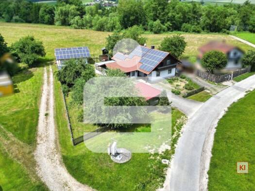 Einfamilienhaus zum Kauf 330.000 € 4 Zimmer 146 m² 1.341 m² Grundstück frei ab sofort Münchsdorf Roßbach 94439