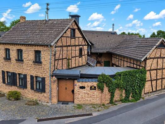 Bauernhaus zum Kauf 339.000 € 6 Zimmer 177 m² 803 m² Grundstück Nemmenich Zülpich 53909