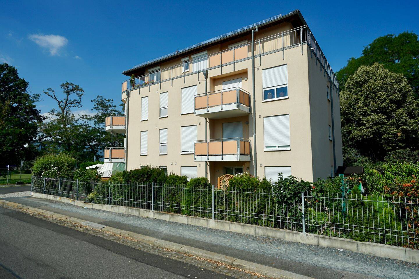 Property thumbnail 21