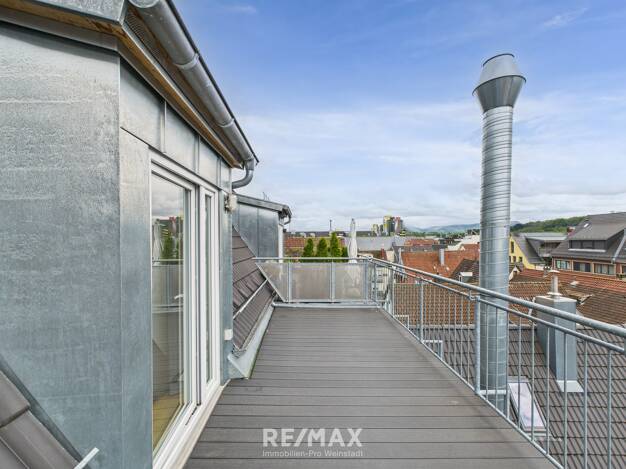 Wohnung zur Miete 845 € 2 Zimmer 69 m² Dachgeschoss frei ab sofort Göppingen - Stadtzentrum Göppingen 73033