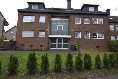 Wohnung zur Miete 495 € 2 Zimmer 67,5 m² Dachgeschoss, 2. Geschoss frei ab sofort Aldenrade Duisburg 47179