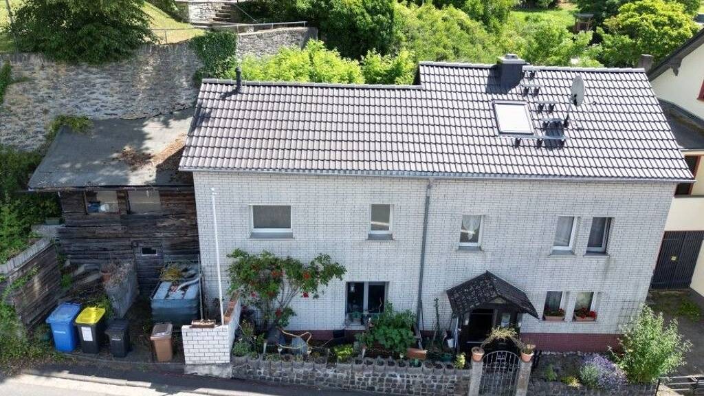 Einfamilienhaus zum Kauf provisionsfrei 195.000 € 5 Zimmer 109 m² 152 m² Grundstück Ennerich Runkel 65594