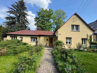 Haus zum Kauf 579.000 € 5 Zimmer 120 m² 1.020 m² Grundstück frei ab sofort Leipzig 04288