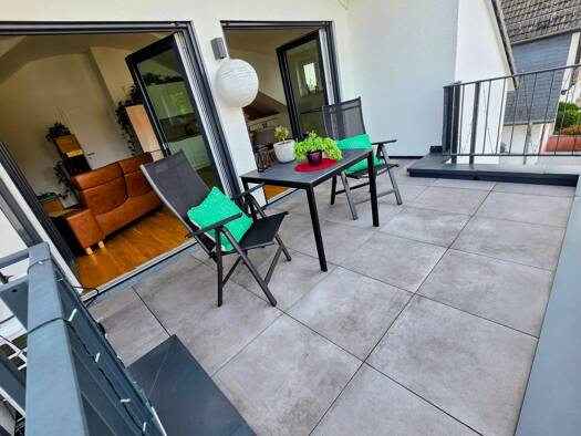 Wohnung zur Miete 1.945 € 4,5 Zimmer 142 m² Geschoss 2/3 frei ab 01.08.2026 Breckenheim Wiesbaden 65207