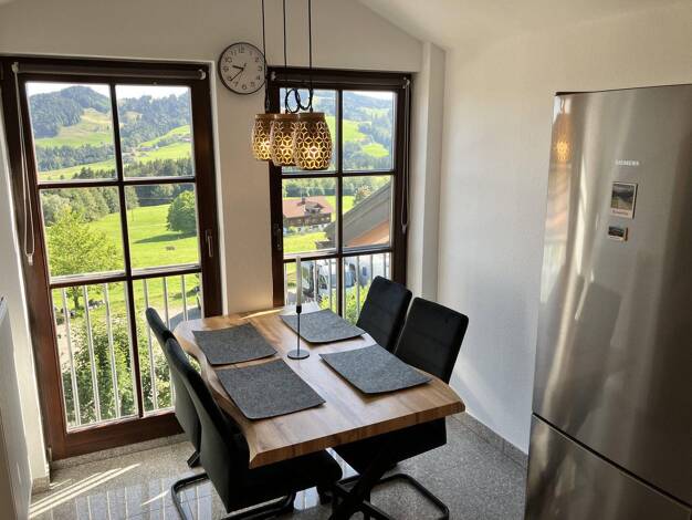 Wohnung zur Miete 1.100 € 3 Zimmer 72 m² 3. Geschoss frei ab 01.10.2026 Steibis Oberstaufen 87534