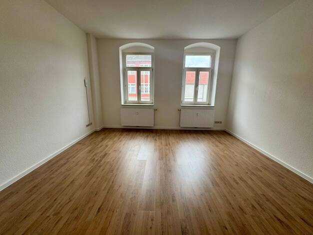 Wohnung zur Miete 440 € 2 Zimmer 63,4 m² 1. Geschoss frei ab sofort Dresdner Straße 121 Freital Freital 01705