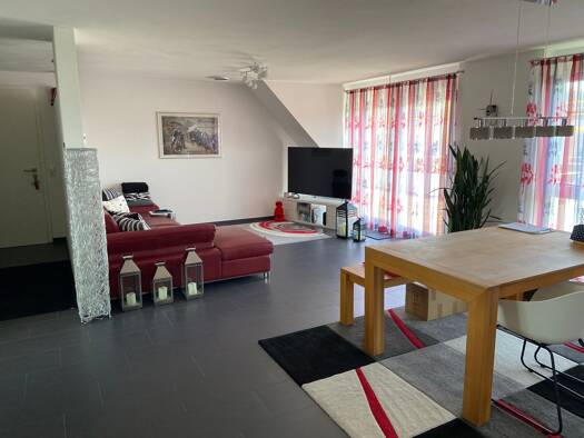 Wohnung zur Miete 960 € 3,5 Zimmer 96 m² Geschoss 2/3 frei ab 01.12.2026 Vöhringen Vöhringen 72189