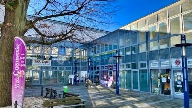 Büro-/Praxisfläche zum Kauf 49.000 € 6 Zimmer Rodewisch Rodewisch 08228