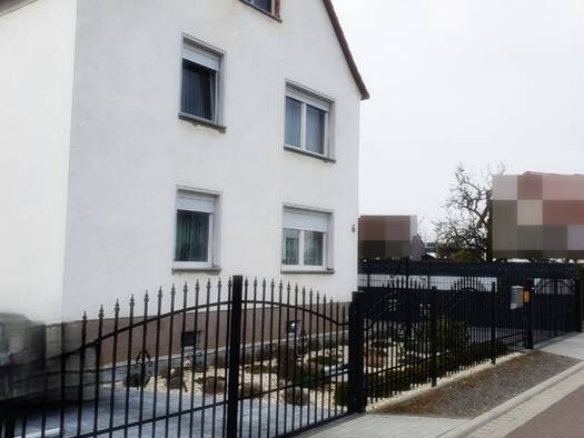 Einfamilienhaus zum Kauf 410.000 € 4 Zimmer 190 m² 1.032 m² Grundstück frei ab 01.10.2025 Merseburg 06217