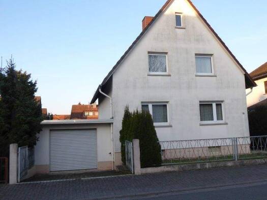 Einfamilienhaus zum Kauf 850.000 € 4 Zimmer 105 m² 631 m² Grundstück frei ab sofort Ober-Eschbach Bad Homburg vor der Höhe 61352