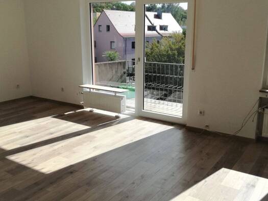 Wohnung zur Miete 1.050 € 3 Zimmer 93 m² Geschoss 2/3 frei ab 01.04.2026 Lindleinsmühle Würzburg 97078