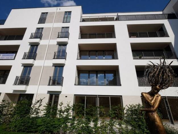 Wohnung zur Miete 1.448 € 4 Zimmer 103,4 m² Bergstraße 1 Südvorstadt-West Ortsamtsbereich Plauen 01069