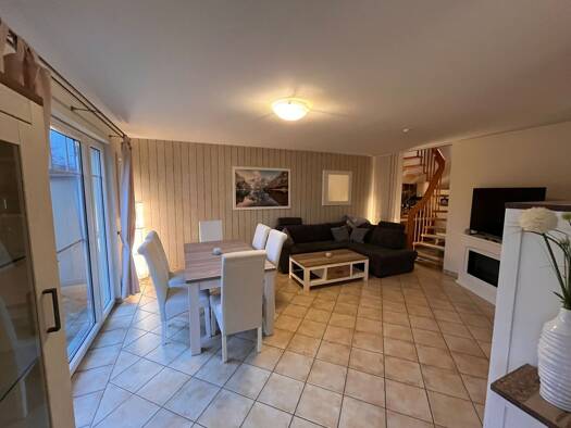 Reihenhaus zur Miete 1.495 € 4 Zimmer 96 m² frei ab 01.03.2026 Kaltenkirchen 24568