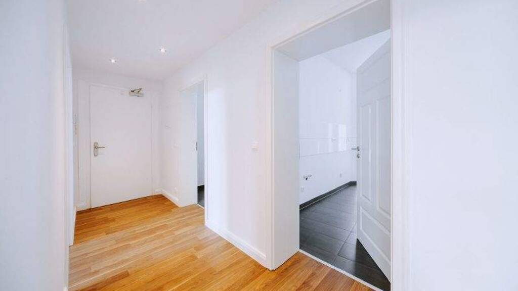 Wohnung zur Miete 640 € 2 Zimmer 71 m² Uhlandstraße 16 Stadtfeld Ost Magdeburg 39108