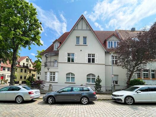 Mehrfamilienhaus zum Kauf 950.000 € 15 Zimmer 450 m² 425 m² Grundstück Erfurt 99096