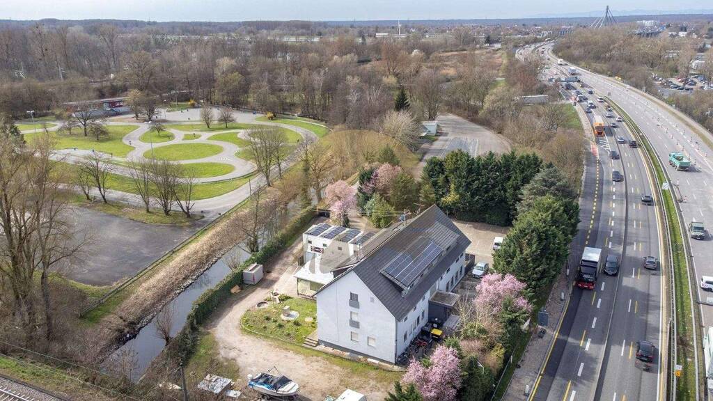 Mehrfamilienhaus zum Kauf 1.740.000 € 25 Zimmer 692,6 m² 2.368 m² Grundstück Maxau Karlsruhe 76187