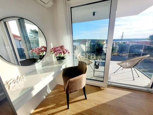 Einfamilienhaus zum Kauf 1.250.000 € 7 Zimmer 285 m² Barbat na Rabu, Rab Rab 51280