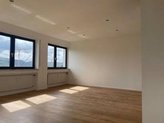 Terrassenwohnung zur Miete 1.250 € 4 Zimmer 130 m² Geschoss 1/2 frei ab 01.11.2025 Drosselweg Ehrang Trier 54293