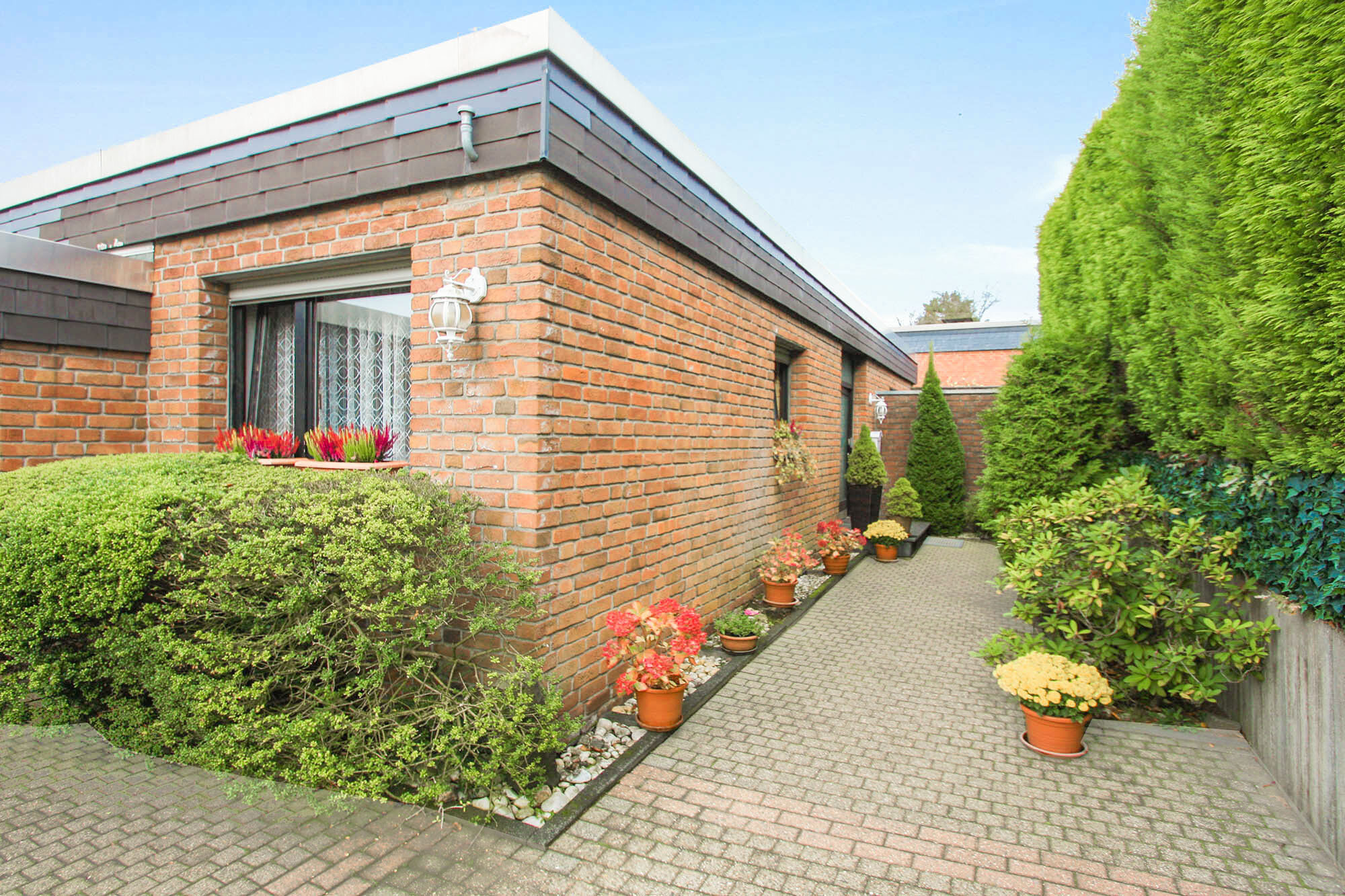 Bungalow zum Kauf 420.000 € 4 Zimmer 120 m²<br/>Wohnfläche 545 m²<br/>Grundstück Willbeck Erkrath 40699