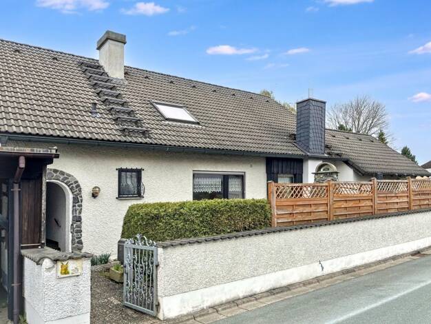 Einfamilienhaus zum Kauf 255.000 € 6 Zimmer 177 m² 995 m² Grundstück Kautendorf Döhlau 95182