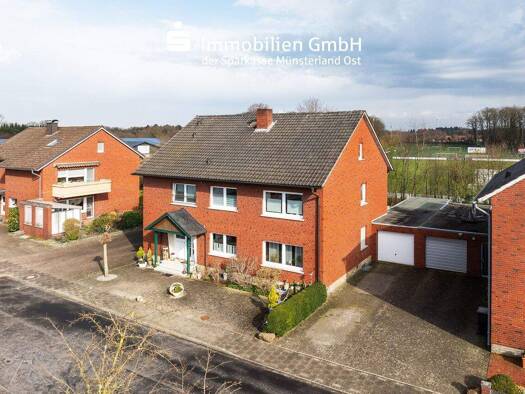 Mehrfamilienhaus zum Kauf 265.000 € 6 Zimmer 194 m² 596 m² Grundstück Füchtorf Sassenberg 48336