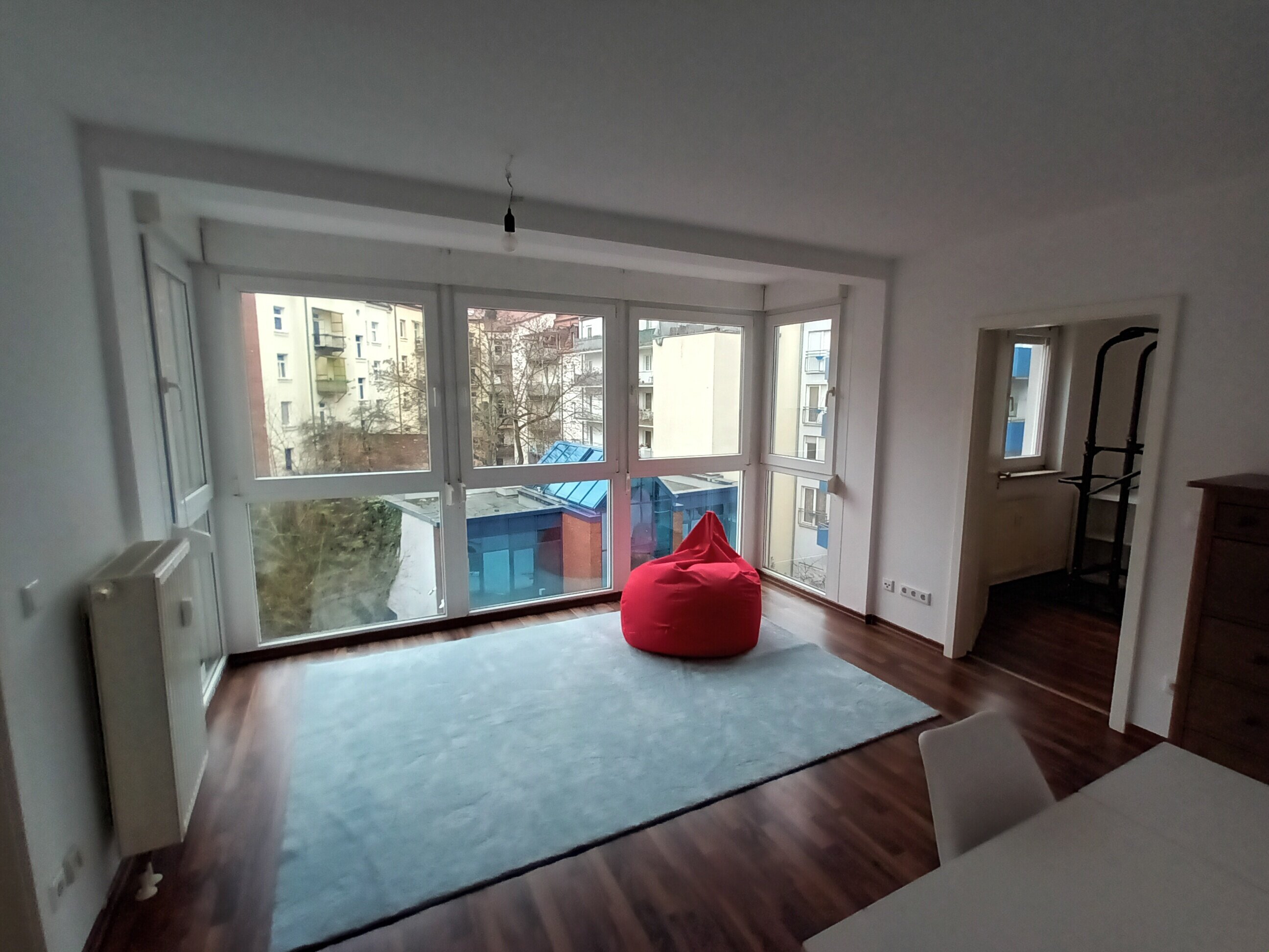 Wohnung zum Kauf 160.000 € 3 Zimmer 41,4 m²<br/>Wohnfläche 3.<br/>Geschoss ab sofort<br/>Verfügbarkeit Dürrenhofstraße 50 Glockenhof Nürnberg 90478