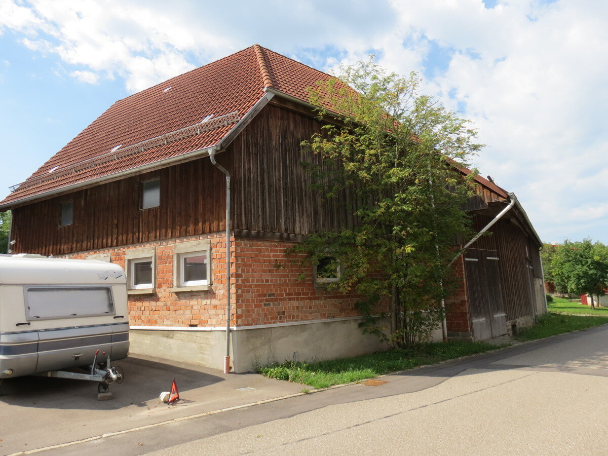 Bauernhaus zum Kauf 200.000 € 3 Zimmer 310 m²<br/>Wohnfläche 400 m²<br/>Grundstück Vorderuhlberg Frankenhardt 74586