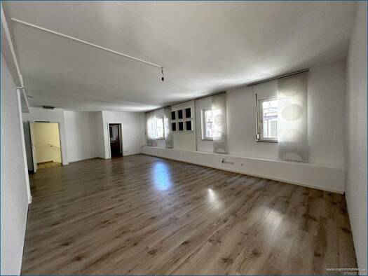 Haus zum Kauf provisionsfrei 949.000 € 4 Zimmer 128,2 m² 182 m² Grundstück Bretten 75015