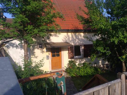 Einfamilienhaus zur Miete 535 € 5 Zimmer 95 m² 215 m² Grundstück frei ab sofort Alte Schulstraße 36 Wilhelmsthal 96352