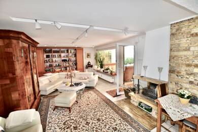 Einfamilienhaus zum Kauf 595.000 € 8 Zimmer 200 m² 634 m² Grundstück Mühlhausen Estenfeld 97230