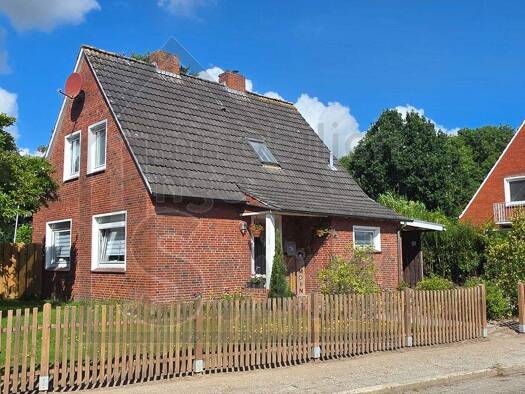 Einfamilienhaus zum Kauf 169.000 € 4 Zimmer 86 m² 715 m² Grundstück Weener 26826