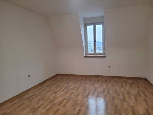 Wohnung zur Miete 520 € 1,5 Zimmer 58 m² frei ab sofort Rimparer Straße 4 Grombühl Würzburg 97080
