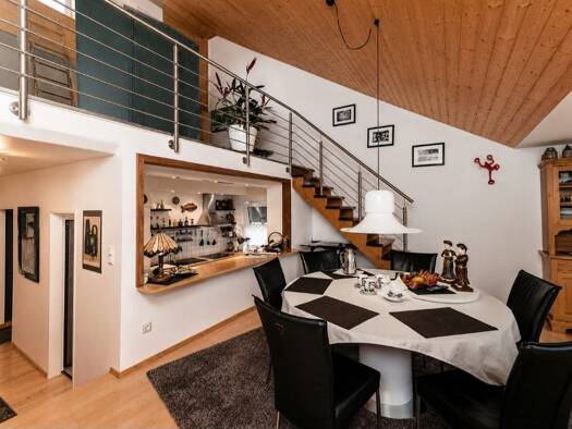Wohnung zum Kauf 249.000 € 2,5 Zimmer 82 m² 2. Geschoss Wevelinghoven Grevenbroich 41516