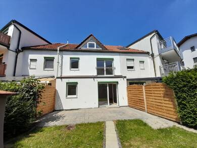 Reihenmittelhaus zur Miete 1.200 € 6 Zimmer 140 m² 156 m² Grundstück Planungsbezirk 120 Straubing 94315