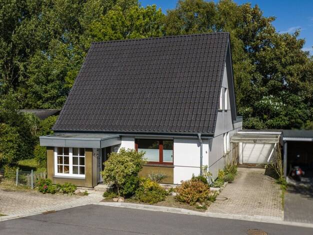 Einfamilienhaus zum Kauf 310.000 € 5 Zimmer 140 m² 737 m² Grundstück Jürgensby Flensburg 24943