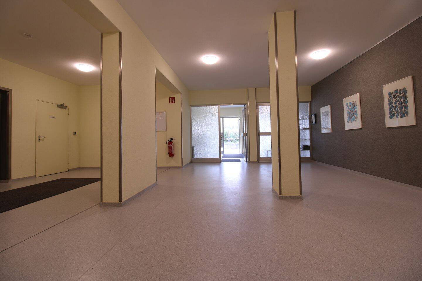 Immobilie in Hagnau am Bodensee - 2-Zimmer-Wohnung mit Balkon und seitlichem Seeblick in Meersburg - Bild 3