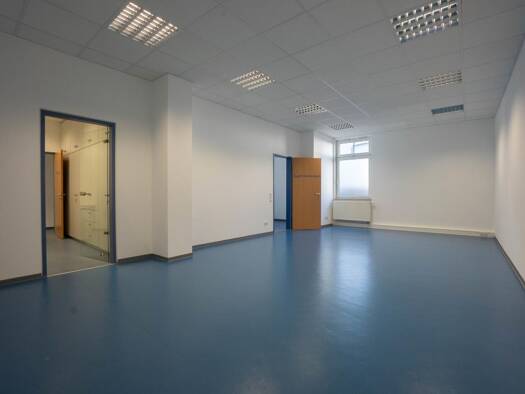 Bürofläche zur Miete 1.488 € 6,5 Zimmer 125 m² Bürofläche teilbar ab 125 m² Balingen 72336