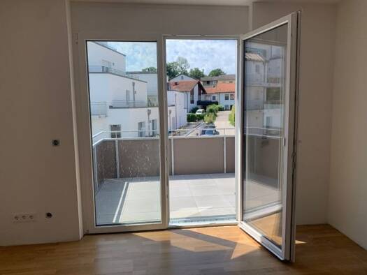 Studio zur Miete 550 € 1 Zimmer 34 m² Geschoss 2/4 frei ab 15.02.2027 Traunstein Traunstein 83278