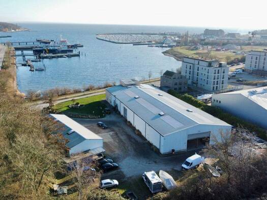 Lagerhalle zur Miete 1.800 € 204 m² Lagerfläche Neustadt Neustadt in Holstein 23730