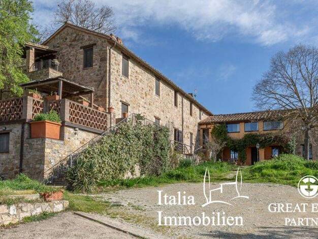 Bauernhaus zum Kauf 750.000 € 12 Zimmer 773 m² 116.000 m² Grundstück Magione 06063