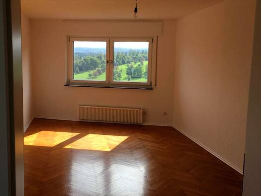 Wohnung zur Miete 700 € 3 Zimmer 111 m² frei ab sofort Pfarrstr 5 Burbach Marxzell 76359