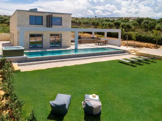 Haus zum Kauf 2.100.000 € 10 Zimmer 240 m² 3.999 m² Grundstück Kreta Municipality of Chania 731 00