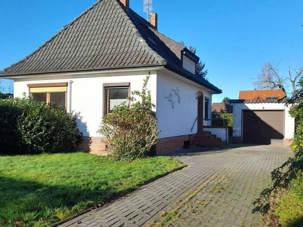 Einfamilienhaus zum Kauf 3 Zimmer 97 m² 705 m² Grundstück Brake 26919